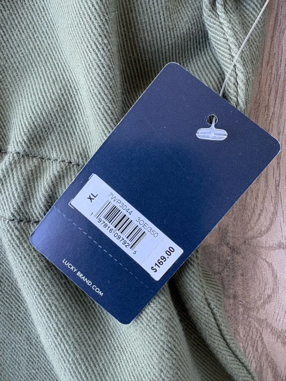 Lucky Brand discover effortless